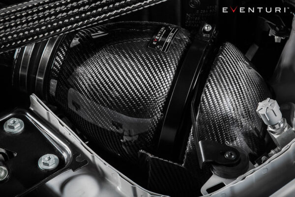 Układ dolotowy V2 z zamkniętymi kanałami do BMW F8X M3/M4