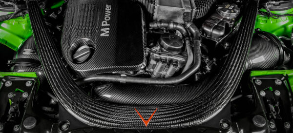 Układ dolotowy V2 z zamkniętymi kanałami do BMW F8X M3/M4