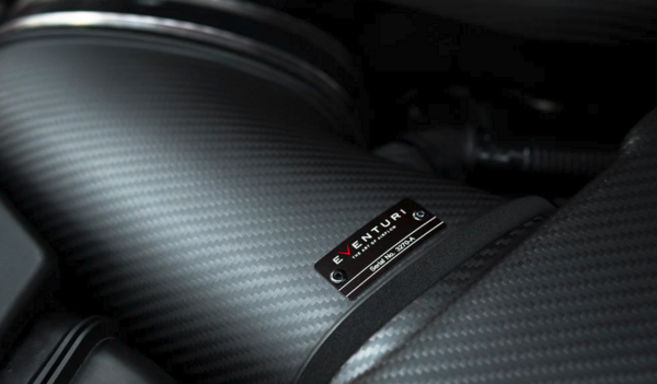 Układ dolotowy (mat) do BMW E9X M3